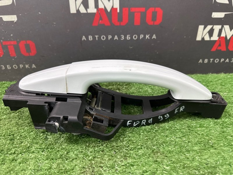 Ручка двери наружная в сборе Ford Focus 3 HB 2012 CB8