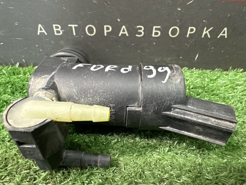 Насос омывателя Ford Focus 3 HB 2012 CB8