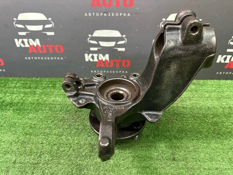 Кулак поворотный Ford Focus 3 HB 2012 CB8