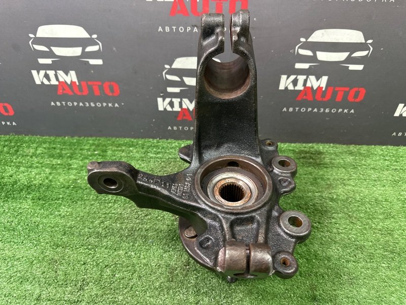 Кулак поворотный Ford Focus 3 HB 2012 CB8