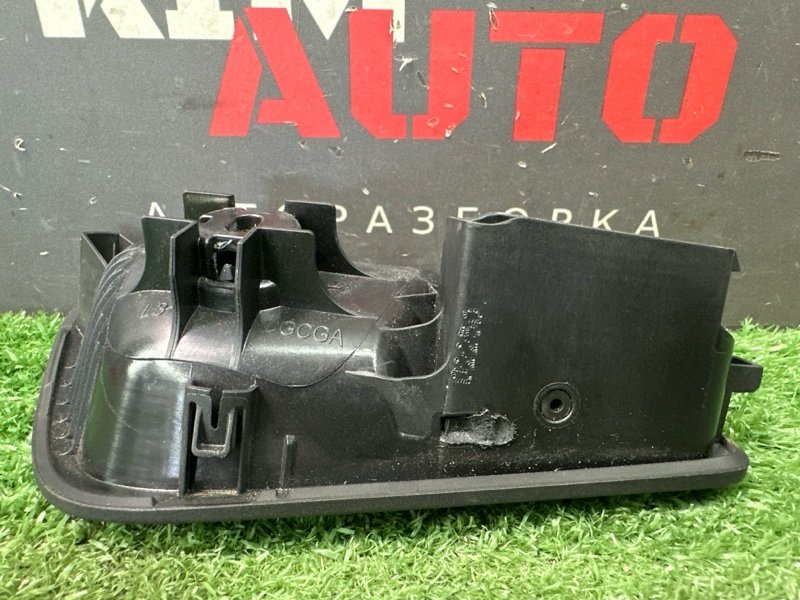 Ручка двери внутренняя Ford Focus 3 HB 2012 CB8