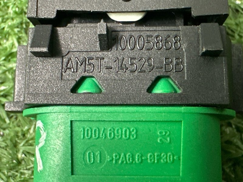 Кнопка стеклоподъемника Ford Focus 3 HB 2012 CB8