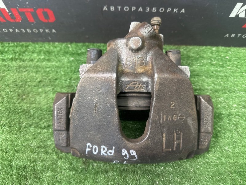 Суппорт тормозной Ford Focus 3 HB 2012 CB8