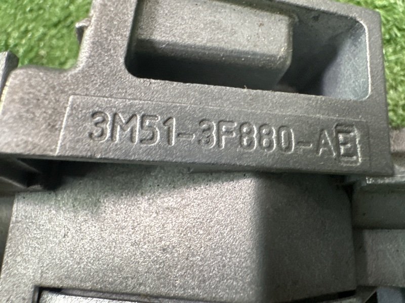 Замок зажигания, личинка двери и ключ Ford Focus 3 HB 2012 CB8