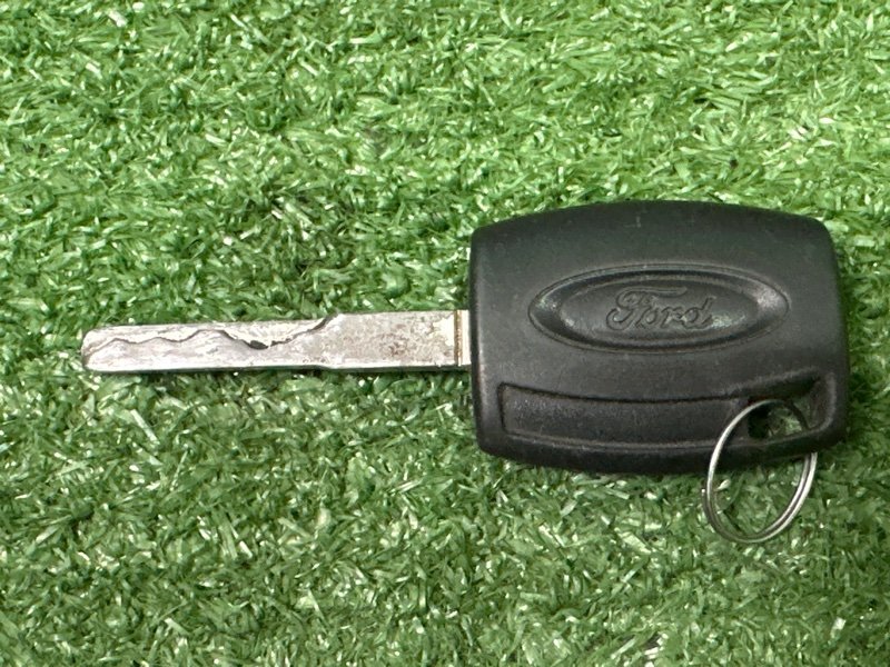 Замок зажигания, личинка двери и ключ Ford Focus 3 HB 2012 CB8