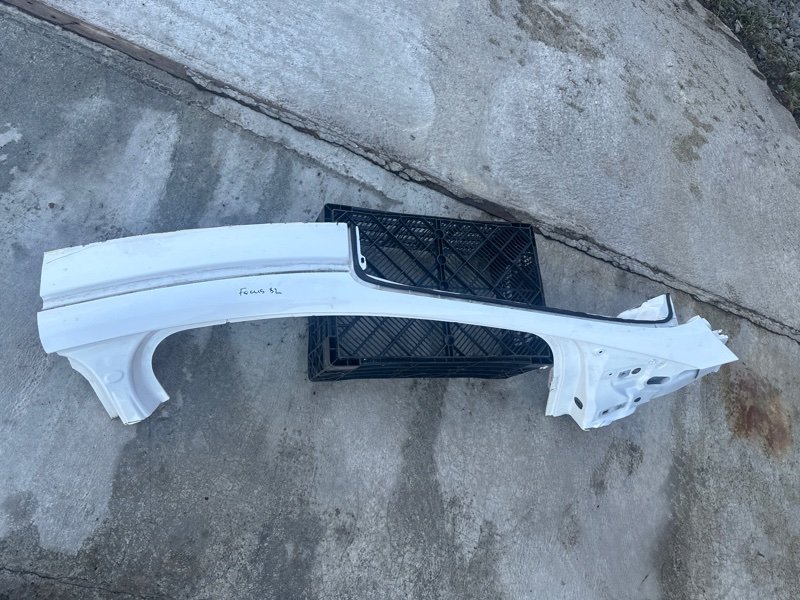 Стойка крыши (банан) Ford Focus 3 2012 MK3