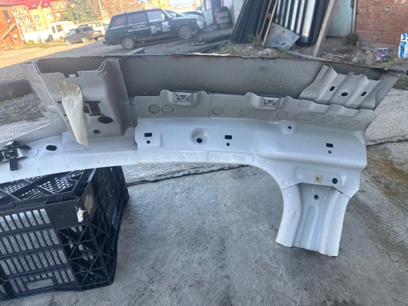 Стойка крыши (банан) Ford Focus 3 2012 MK3