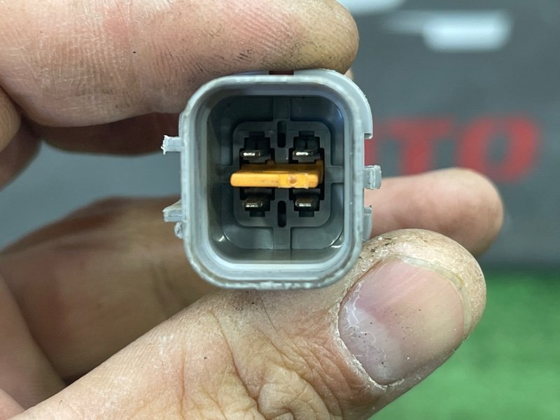 Датчик кислородный (лямбда-зонд) нижний Kia Ceed 1 2010 ED