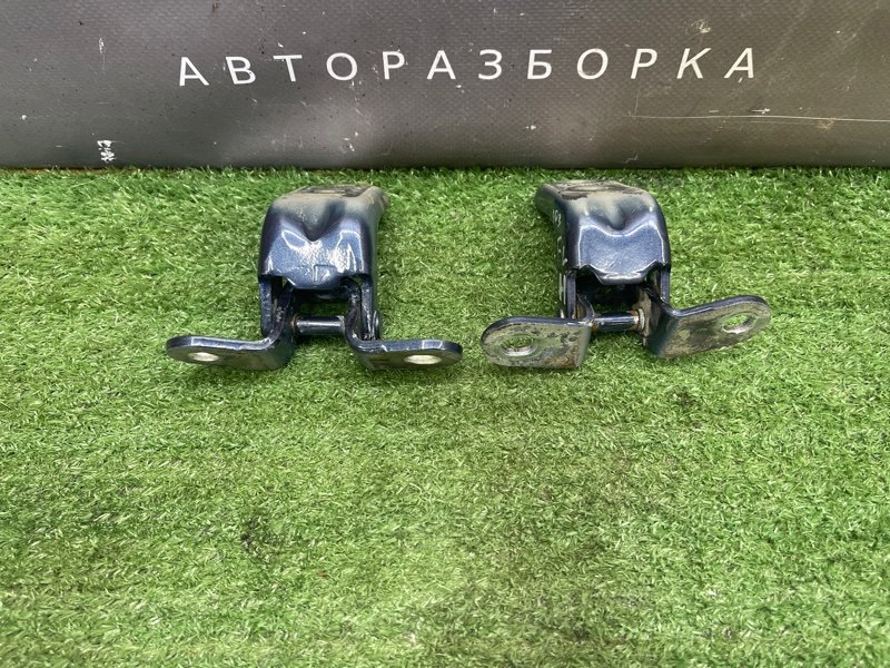 Петли двери Kia Ceed 1 2010 ED