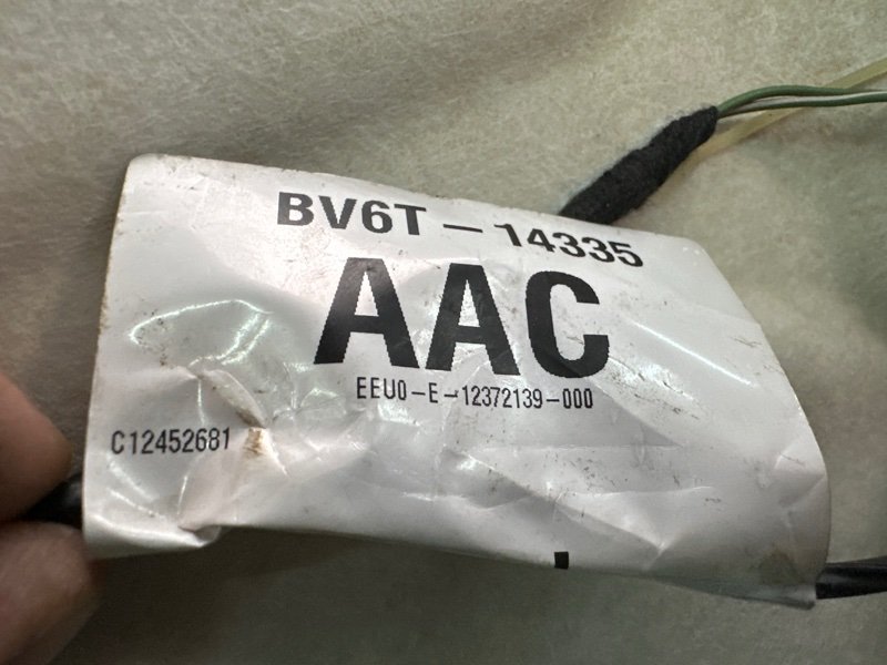 Обшивка потолка Ford Focus 3 HB 2012 CB8