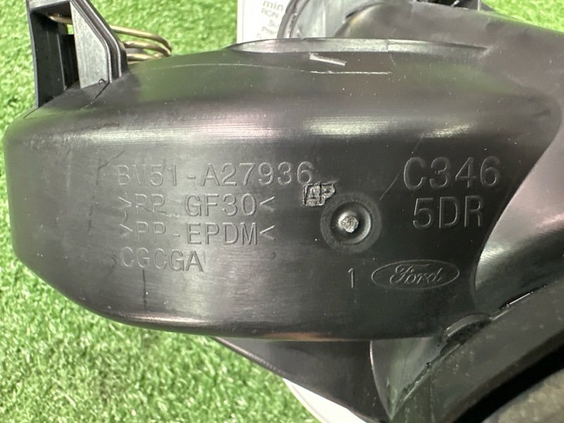 Лючок топливного бака Ford Focus 3 HB 2012 CB8