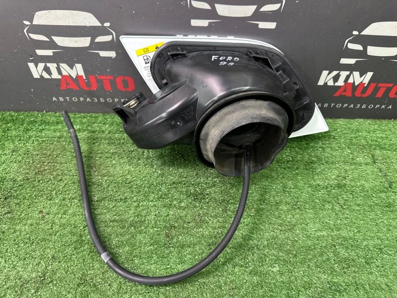 Лючок топливного бака Ford Focus 3 HB 2012 CB8