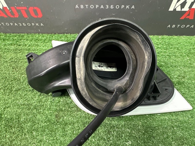 Лючок топливного бака Ford Focus 3 HB 2012 CB8