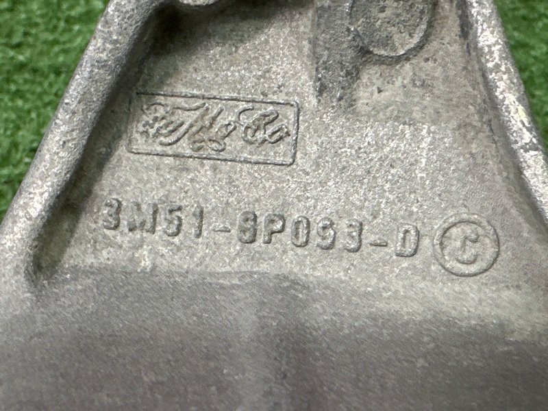 Кронштейн кпп Ford Focus 3 HB 2012 CB8