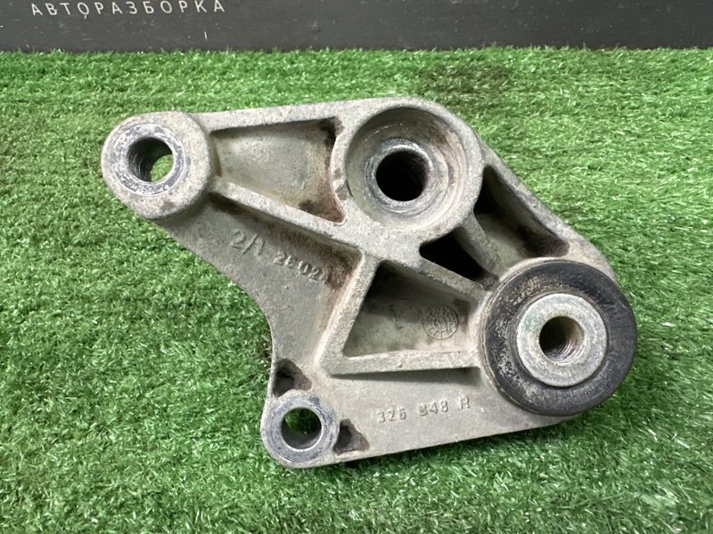 Кронштейн кпп Ford Focus 3 HB 2012 CB8