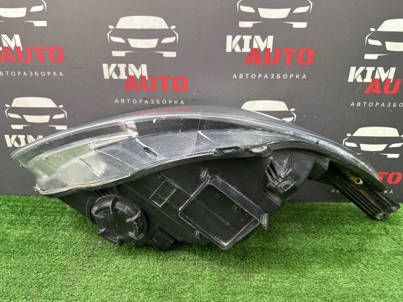 Фара Ford focus 3 2012 CB8