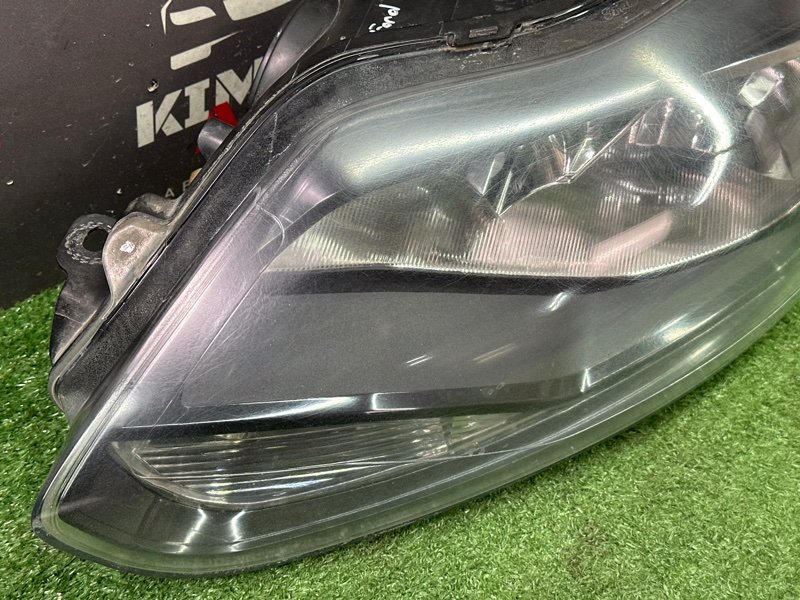 Фара Ford focus 3 2012 CB8