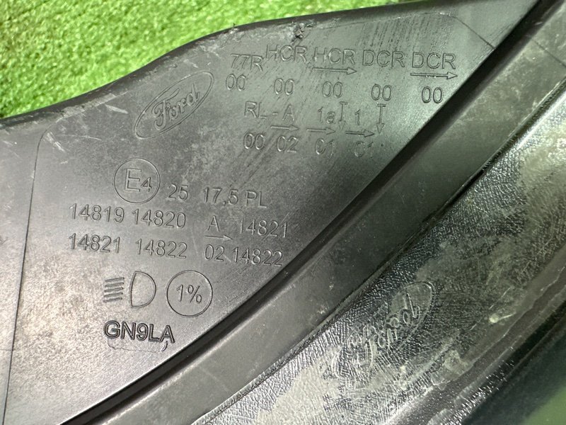 Фара Ford focus 3 2012 CB8