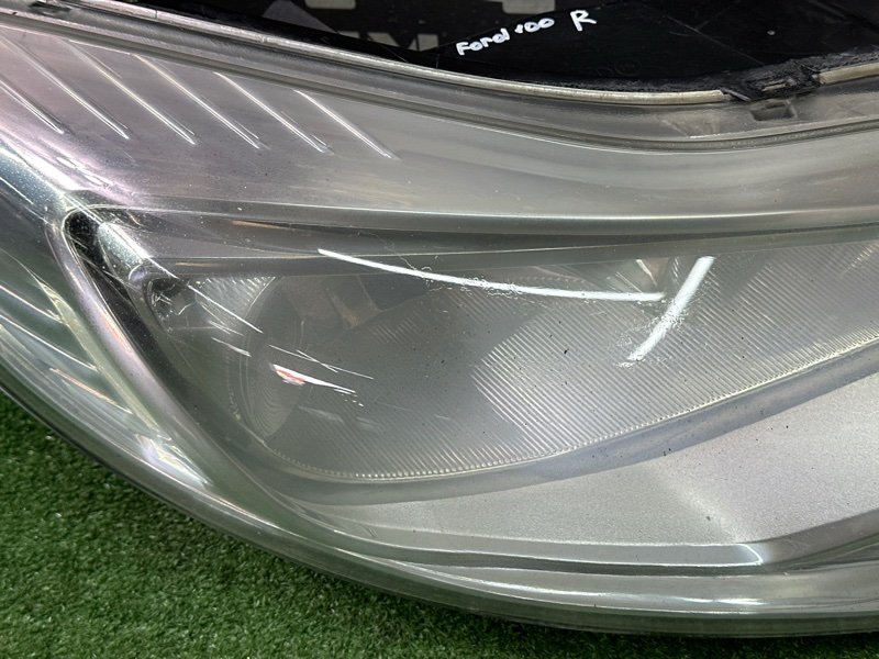 Фара Ford focus 3 2012 CB8