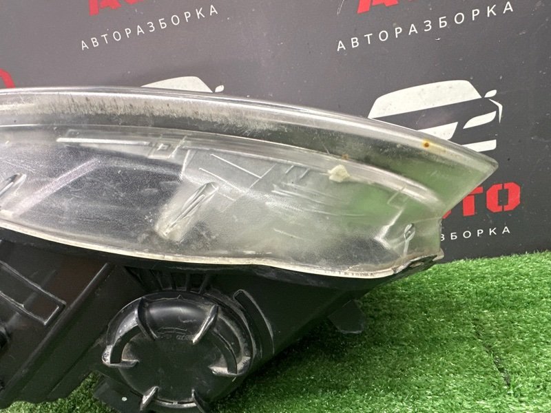 Фара Ford focus 3 2012 CB8