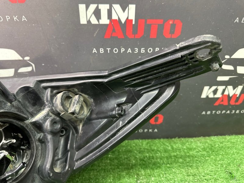 Фара Ford focus 3 2012 CB8