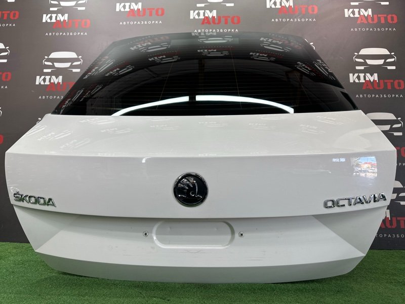 Крышка багажника Skoda Octavia 2014 A7