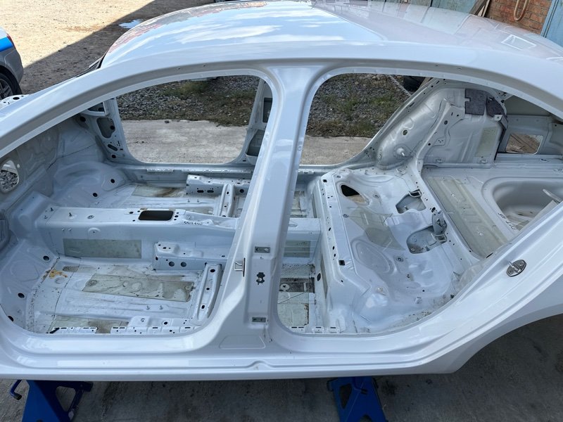 Порог со стойкой Skoda Octavia 2014 A7