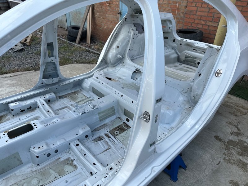 Порог со стойкой Skoda Octavia 2014 A7