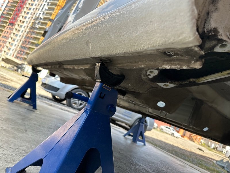 Порог со стойкой Skoda Octavia 2014 A7