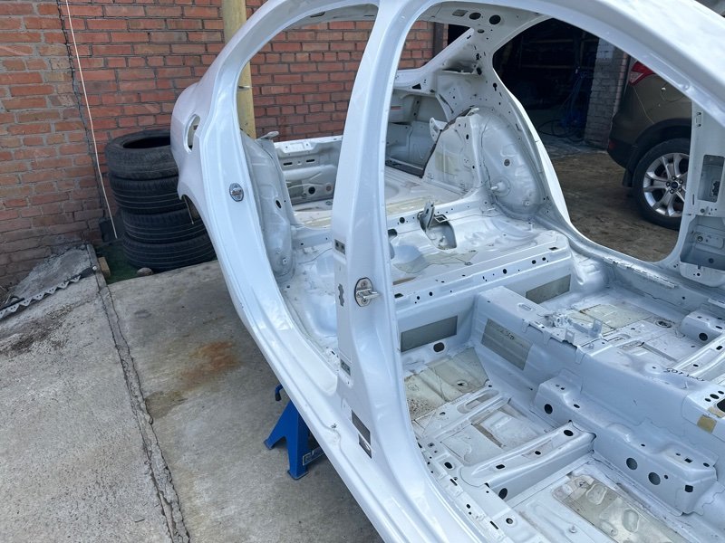 Порог со стойкой Skoda Octavia 2014 A7