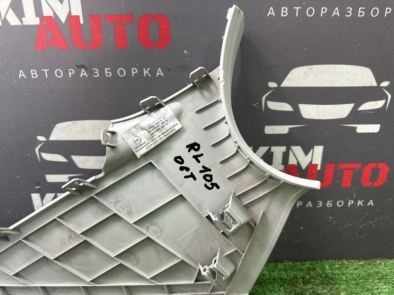 Накладка стойки верхняя Skoda Octavia 2014 A7