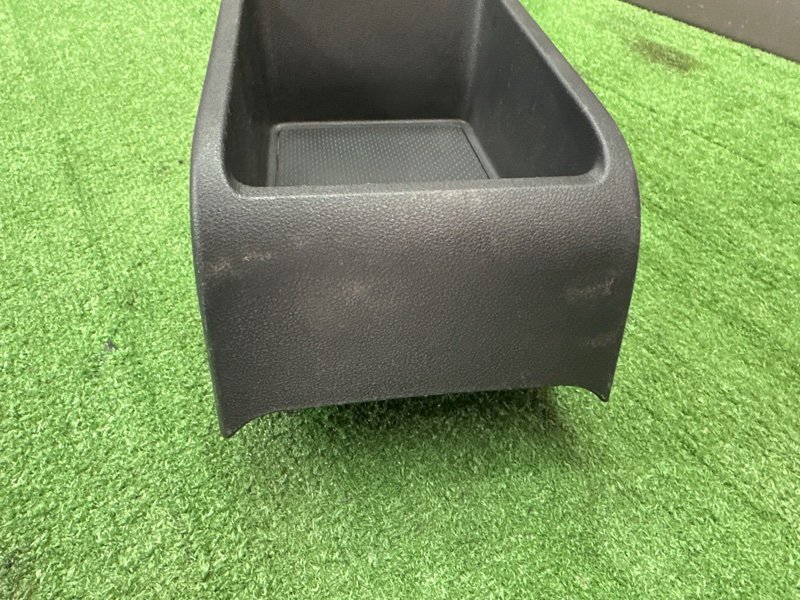 Консоль центральная Skoda Octavia 2014 A7