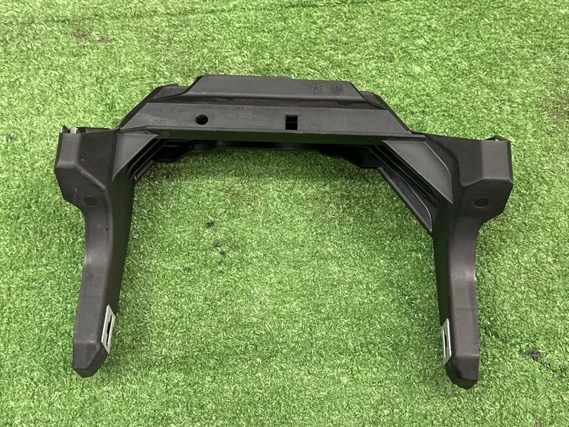 Консоль центральная Skoda Octavia 2014 A7