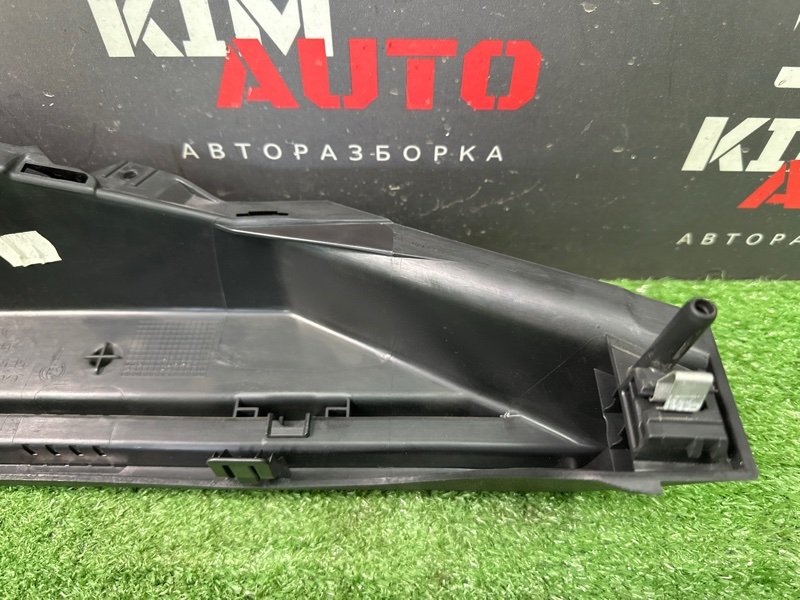 Опора полки багажника Skoda Octavia 2014 A7