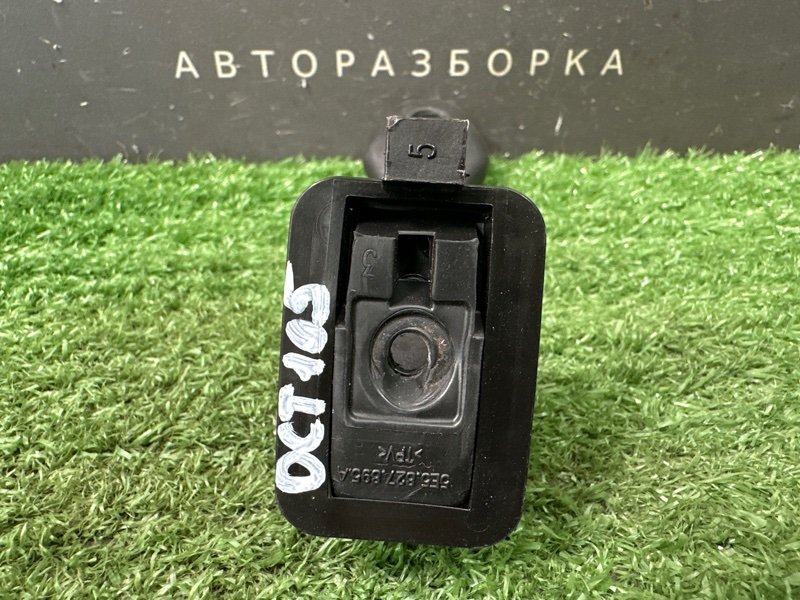 Ручка крышки багажника Skoda Octavia 2014 A7