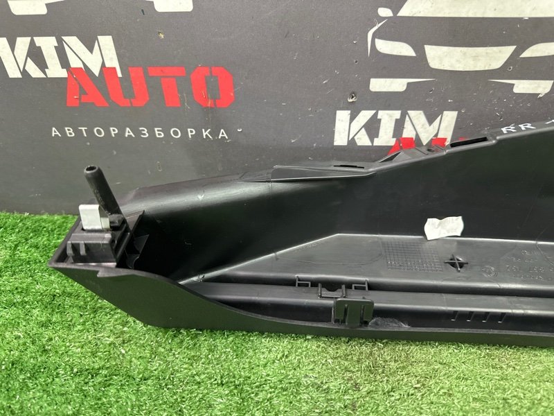 Опора полки багажника Skoda Octavia 2014 A7