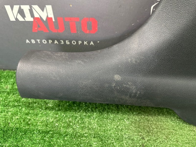 Накладка центральной стойки нижняя Skoda Octavia 2014 A7