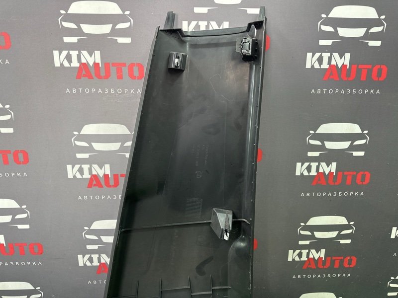 Накладка центральной стойки нижняя Skoda Octavia 2014 A7