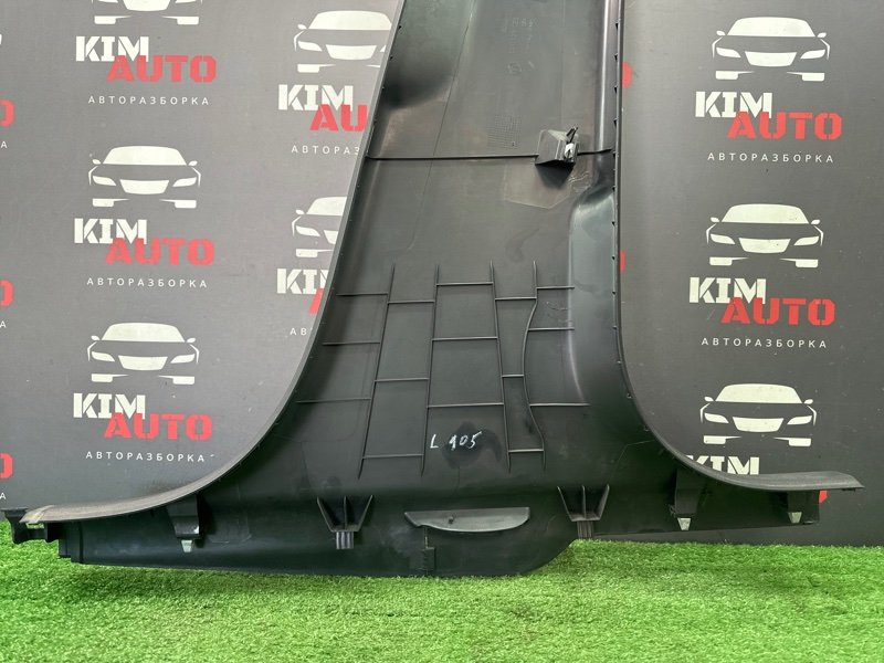 Накладка центральной стойки нижняя Skoda Octavia 2014 A7