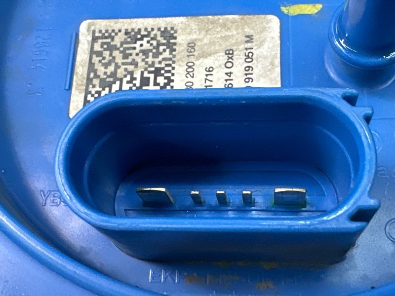 Насос топливный (Бензонасос) Skoda Octavia 2014 A7