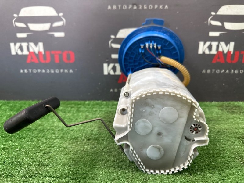 Насос топливный (Бензонасос) Skoda Octavia 2014 A7