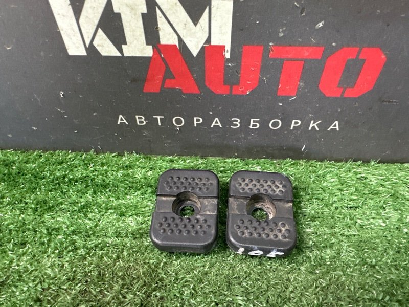 Отбойник крышки багажника Skoda Octavia 2014 A7