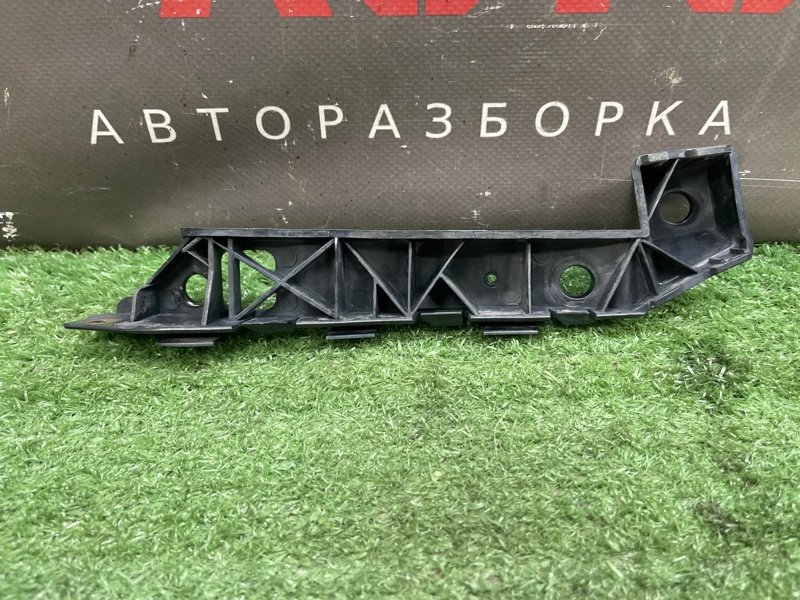 Кронштейн бампера Kia Ceed 1 2010 ED