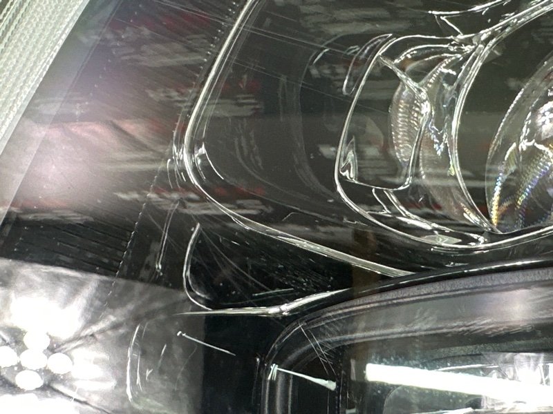Фары передние Hyundai Santa Fe 2022 TM