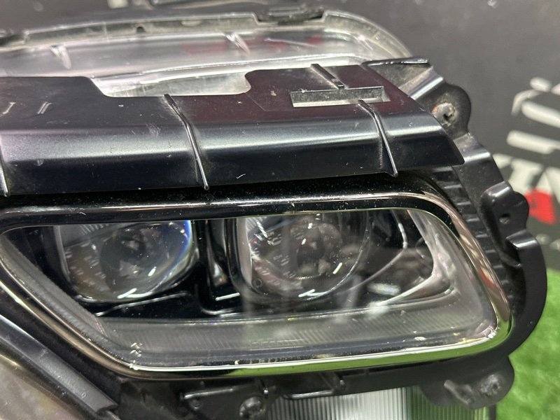 Фары передние KIA Carnival 2022 KA4