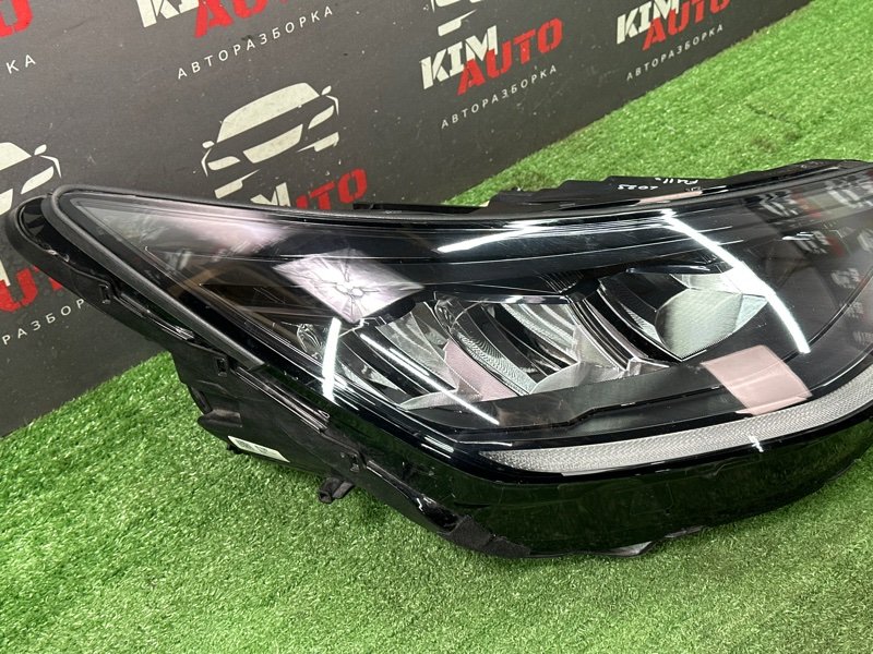 Фары передние Hyundai Sonata 2019 DN8