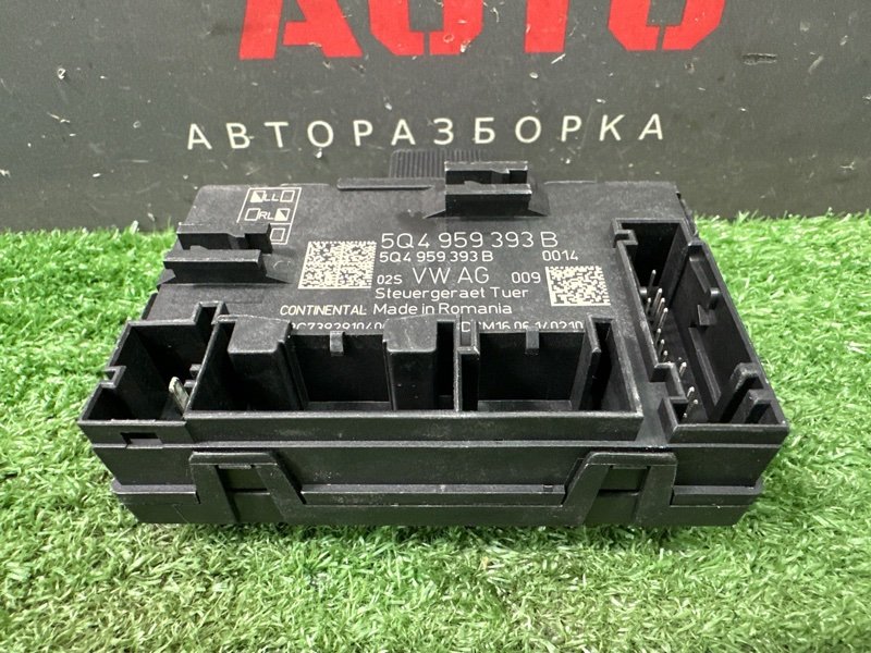 Блок комфорта двери Skoda Octavia 2014 A7