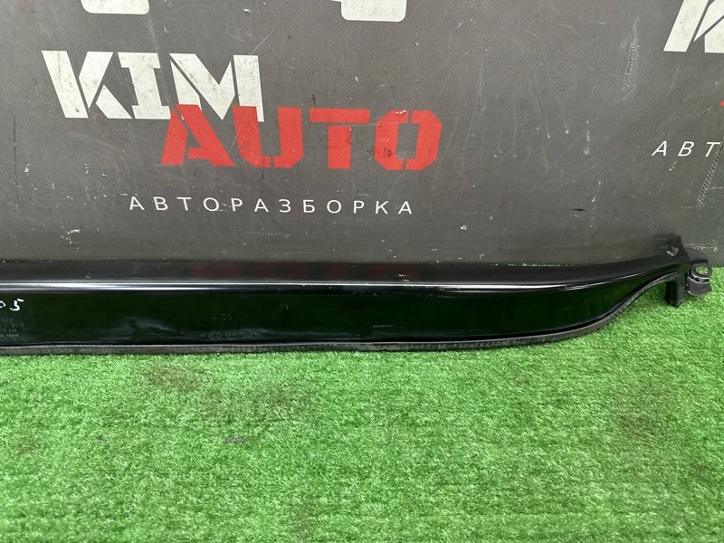 Накладка под жабо водосток Skoda Octavia 2014 A7