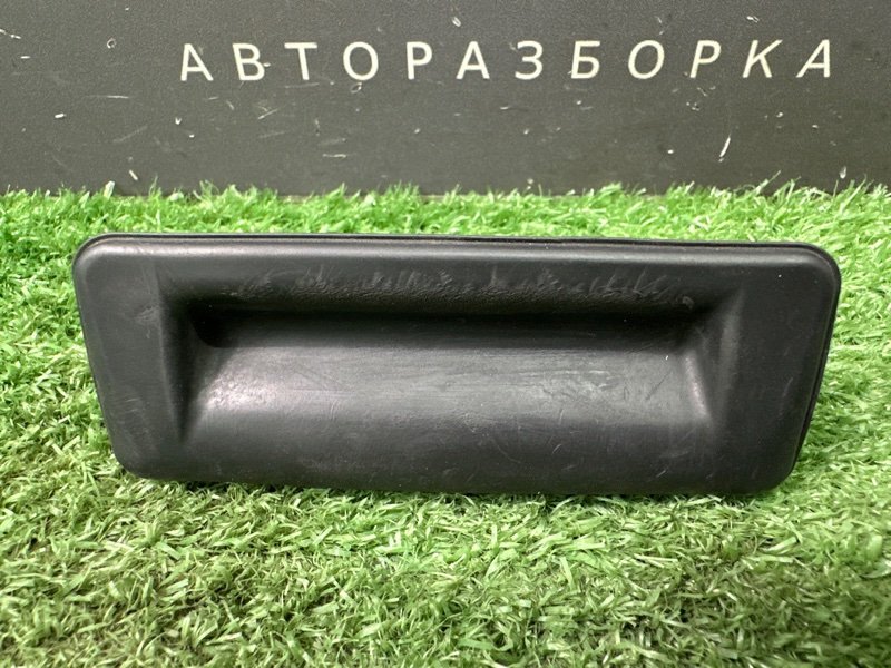 Кнопка открывания багажника Skoda Octavia 2014 A7