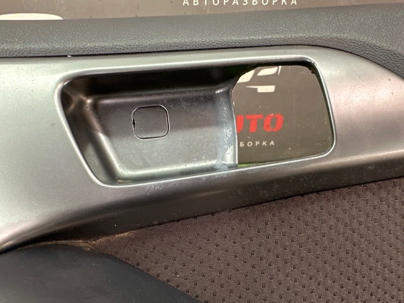 Обшивка двери Kia Cerato 2 2010 TD